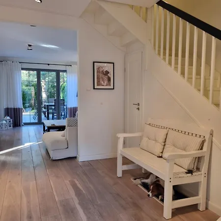 بيت للعطل Mooi House