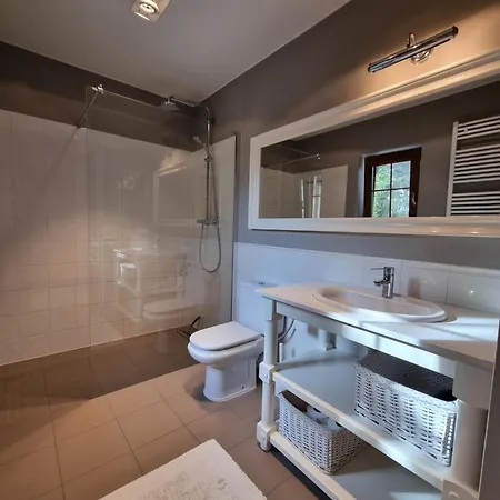 Mooi House بيت للعطل روغوفو